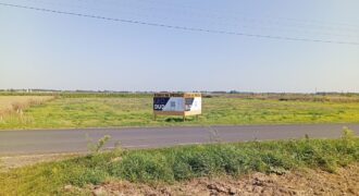 Na sprzedaż uzbrojone działki budowlane przy drodze asfaltowej – idealne miejsce do zamieszkania!